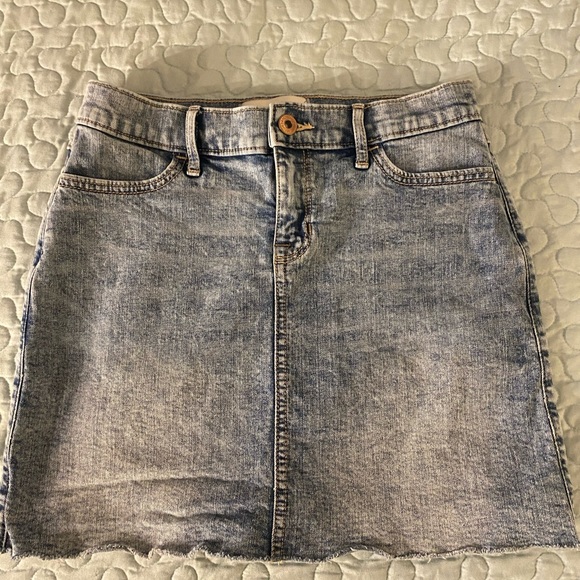 Girls Abercrombie Kids Jean Skirt 13/14 - Picture 1 of 3